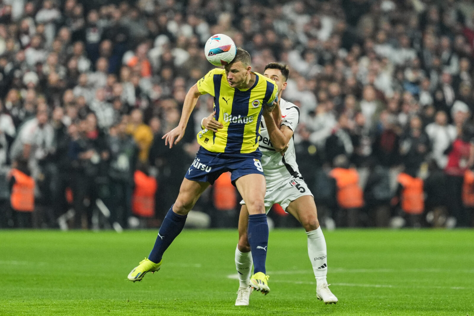 Besiktas snaps Fenerbahce's unbeaten away streak with 1-0 win