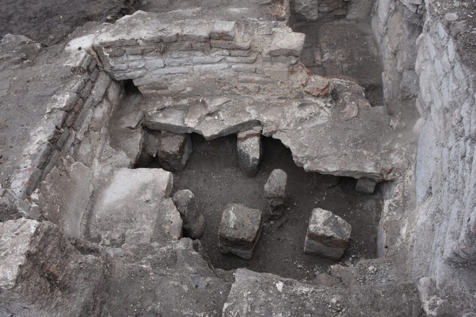 Ancient bathhouse from Turkish-Islamic era unearthed in Türkiye’s Amorium Ancient City