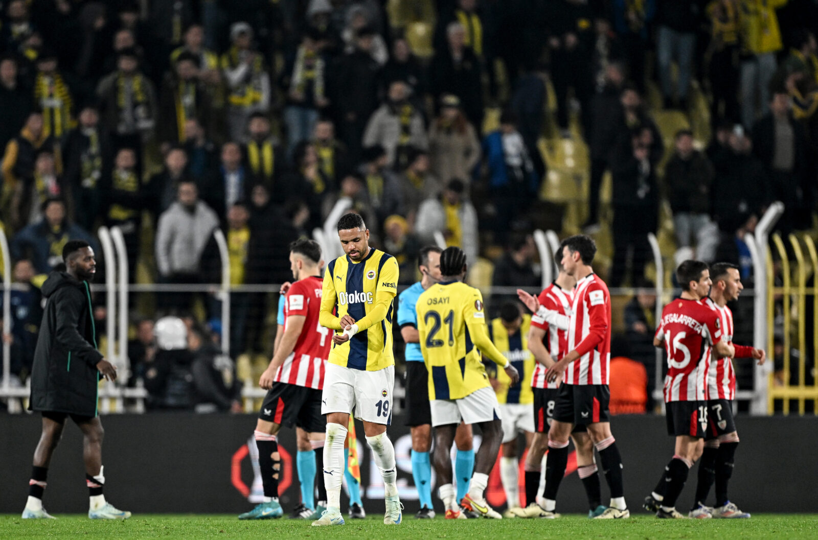 Is coach Mourinho leaving Fenerbahce? Tensions grow after Athletic Bilbao defeat