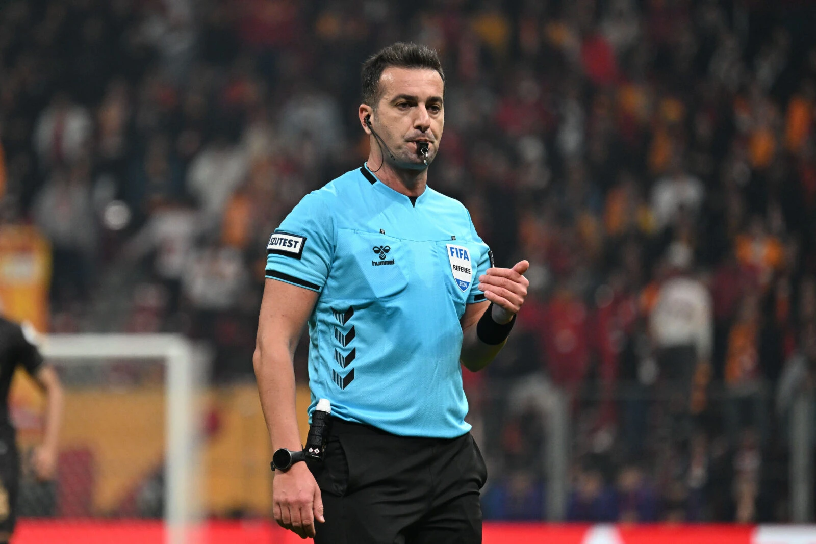 Controversial refereeing decisions ignite debate in Galatasaray-Trabzonspor thriller