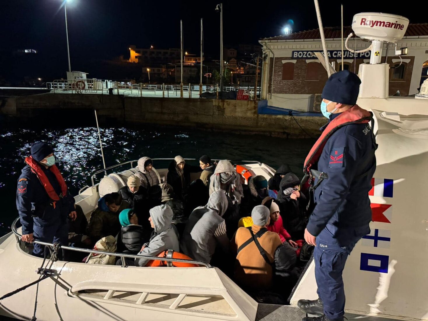 764 irregular migrants, 42 smuggler suspects apprehended across Türkiye