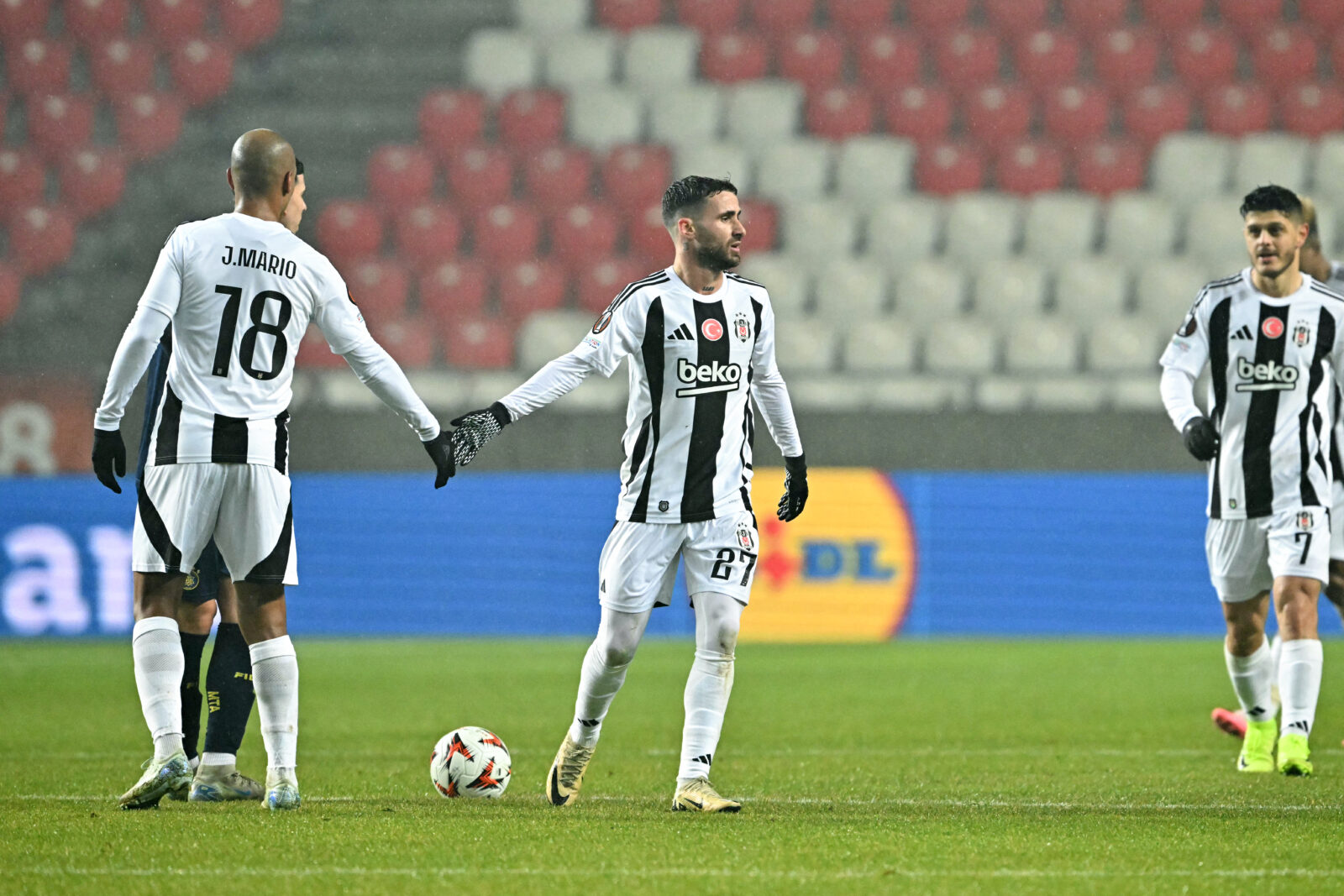 Besiktas vs Fenerbahce: Full stats, predicted lineups, key insights for Turkish derby