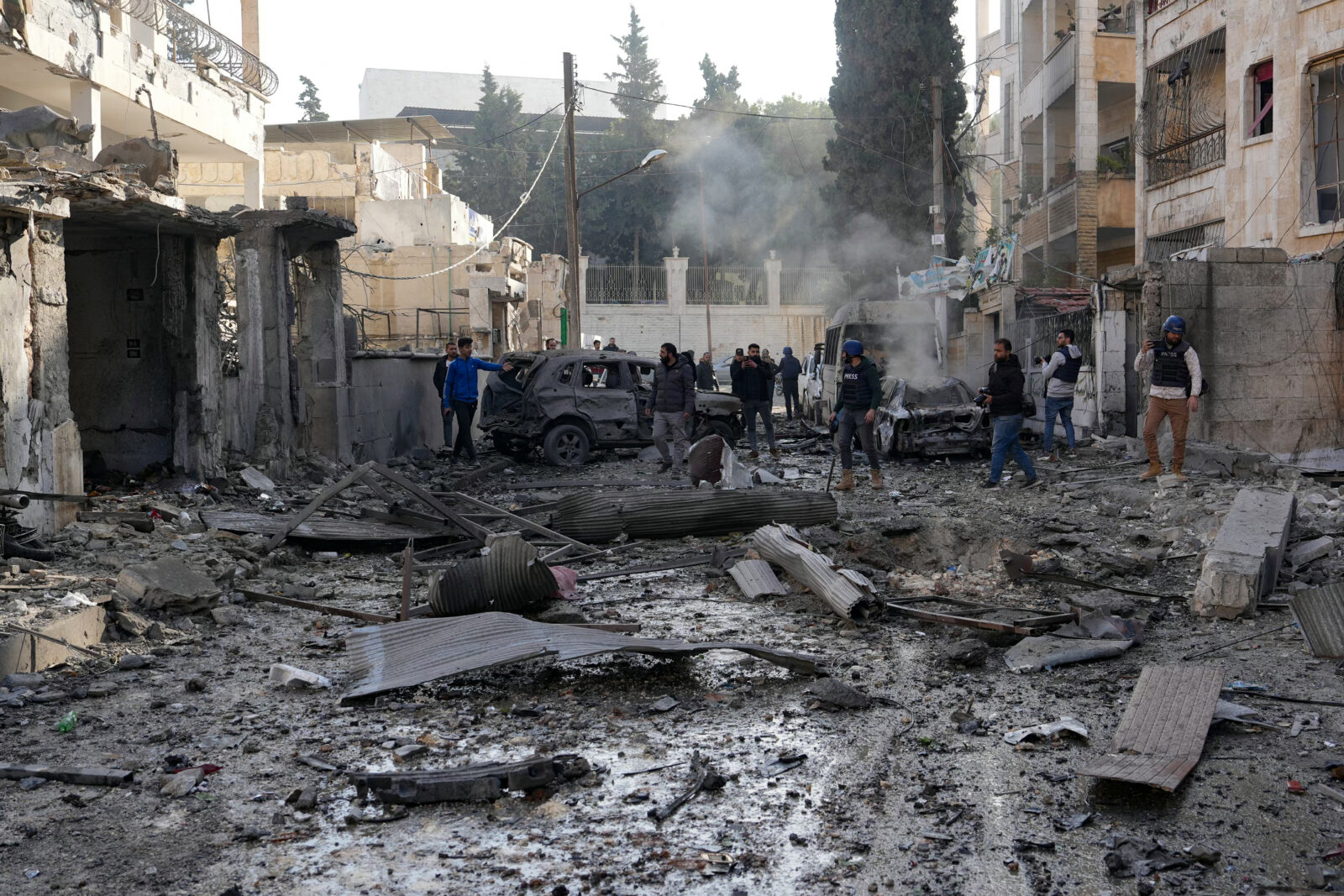 Airstrikes by Syrian regime on Idlib province kill 4 civilians