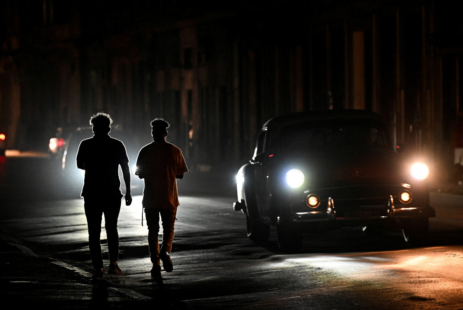 Floating power plants from Türkiye prevent blackouts in Cuban hospitals