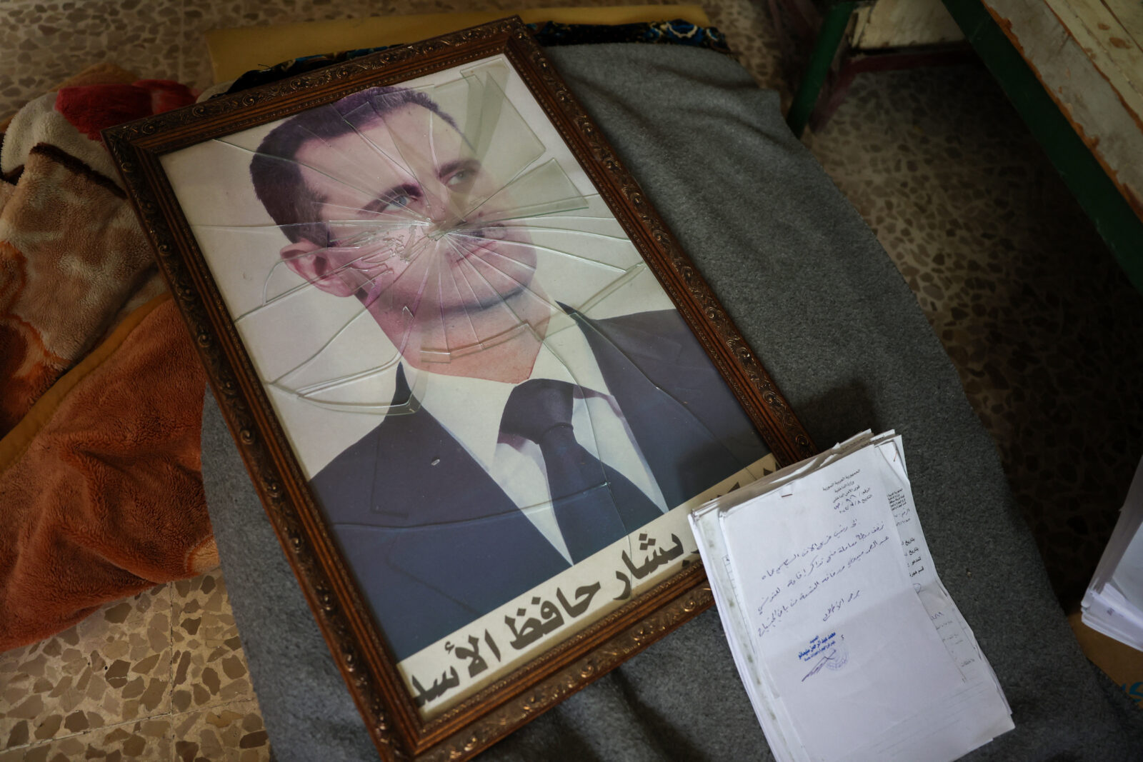 Bashar al-Assad left Syria says Russian Foreign Ministry. (AFP Photo)