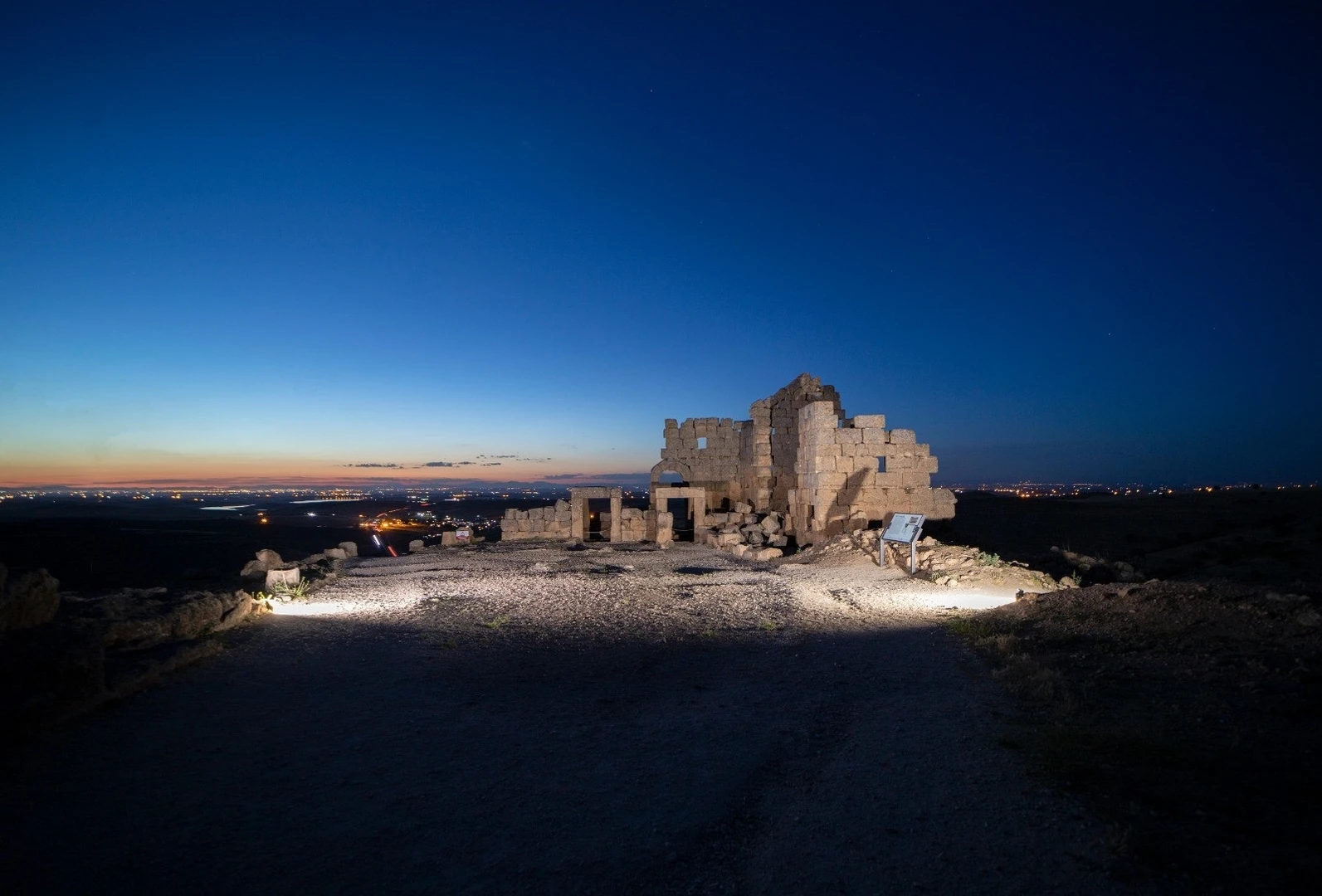 From military garrison to Mithras’ sacred site: Exclusive interview on ongoing discoveries at Türkiye's Zerzevan Castle