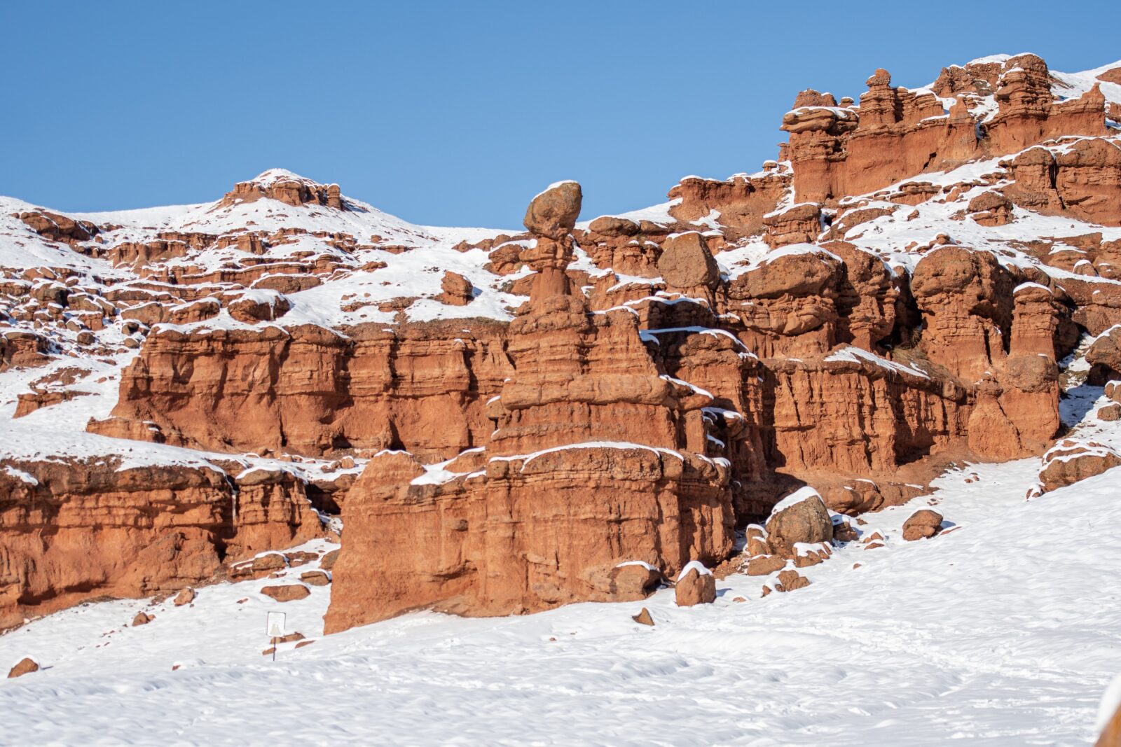 Colorado of Türkiye: Stunning winter beauty of Narman fairy chimneys