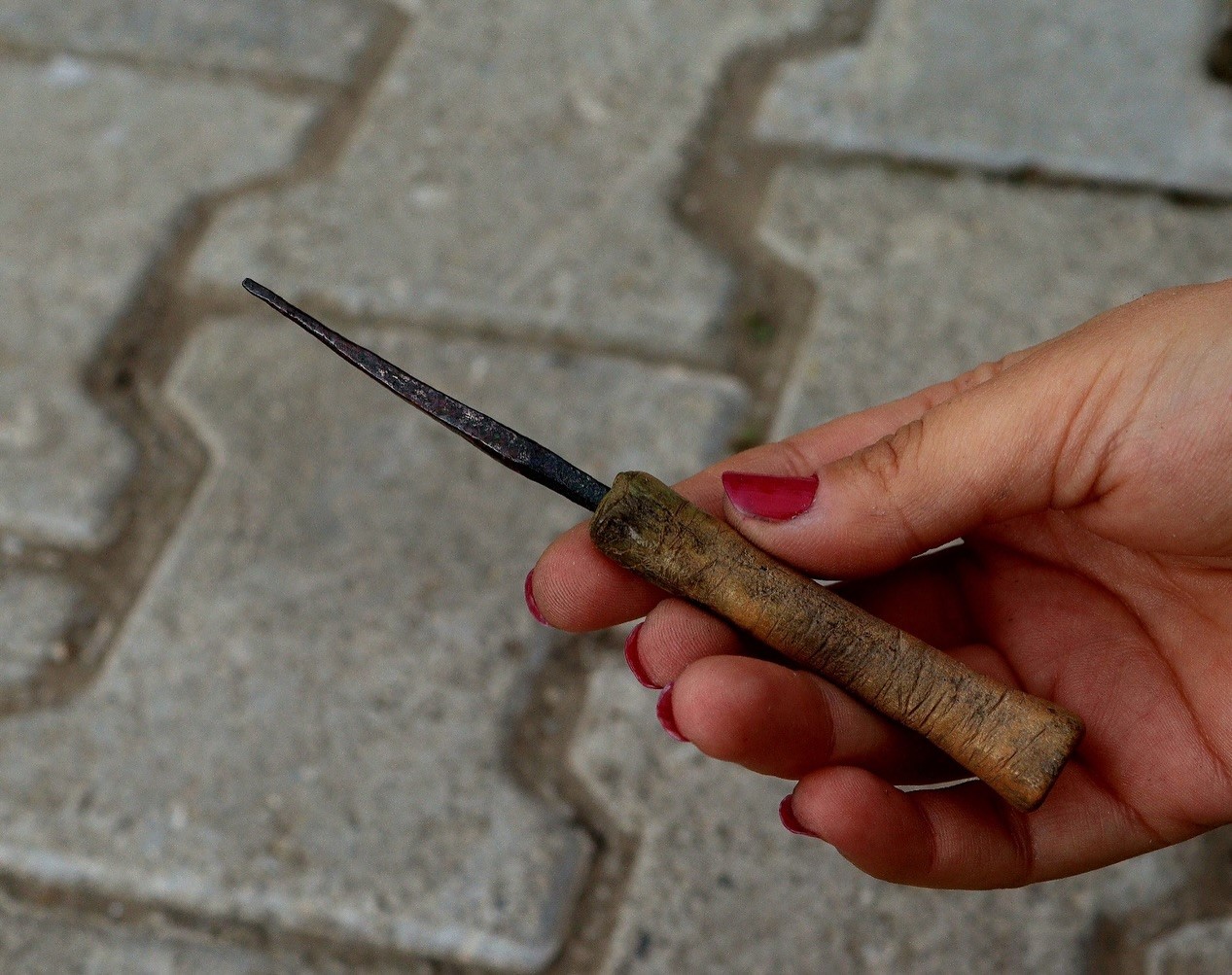 Bronze Age tools unearthed in Türkiye's Tavsanli reveal ancient craftsmanship