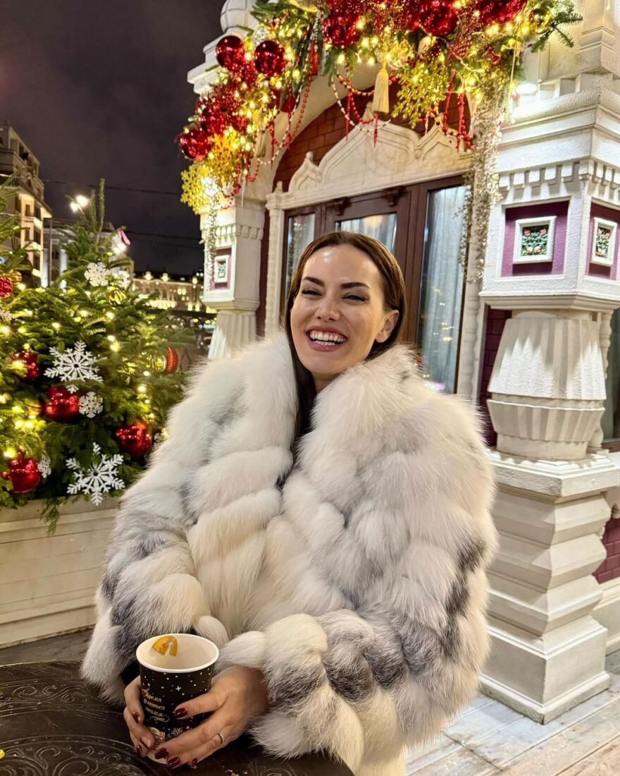 Fahriye Evcen, Burak Ozcivit’s sweet Moscow moments amid fraud rumors