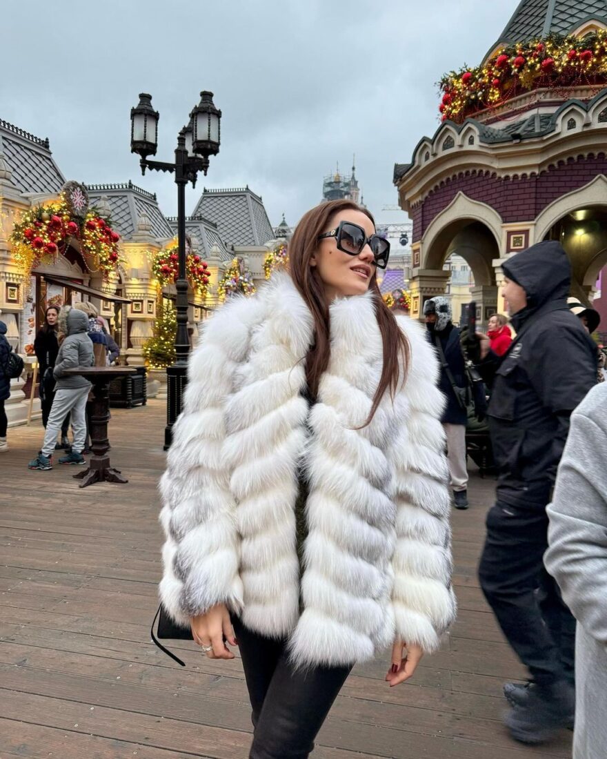 Fahriye Evcen, Burak Ozcivit’s sweet Moscow moments amid fraud rumors