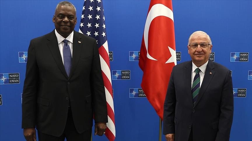 Turkish, US defense chiefs discuss Syria, regional security and Daesh