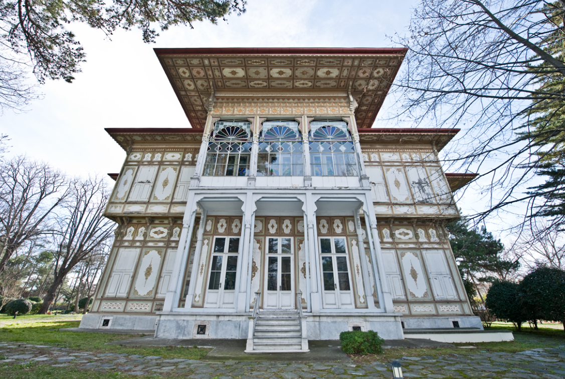 Visionary behind Istanbul's iconic 19th-century landmarks: Alexandre Vallaury