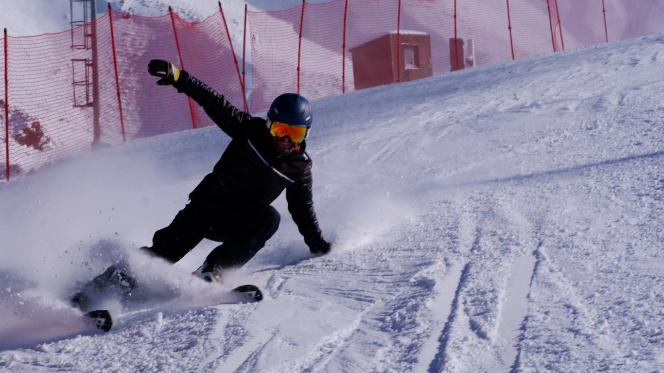 Türkiye's ski resorts open nationwide for winter season