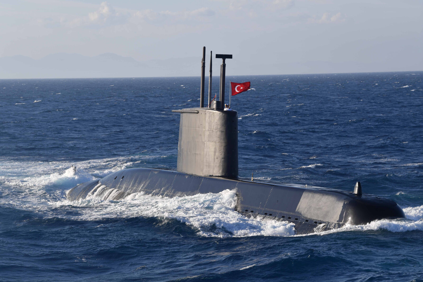 Türkiye advances naval power with MILDEN, TF-2000, National Aircraft Carrier projects