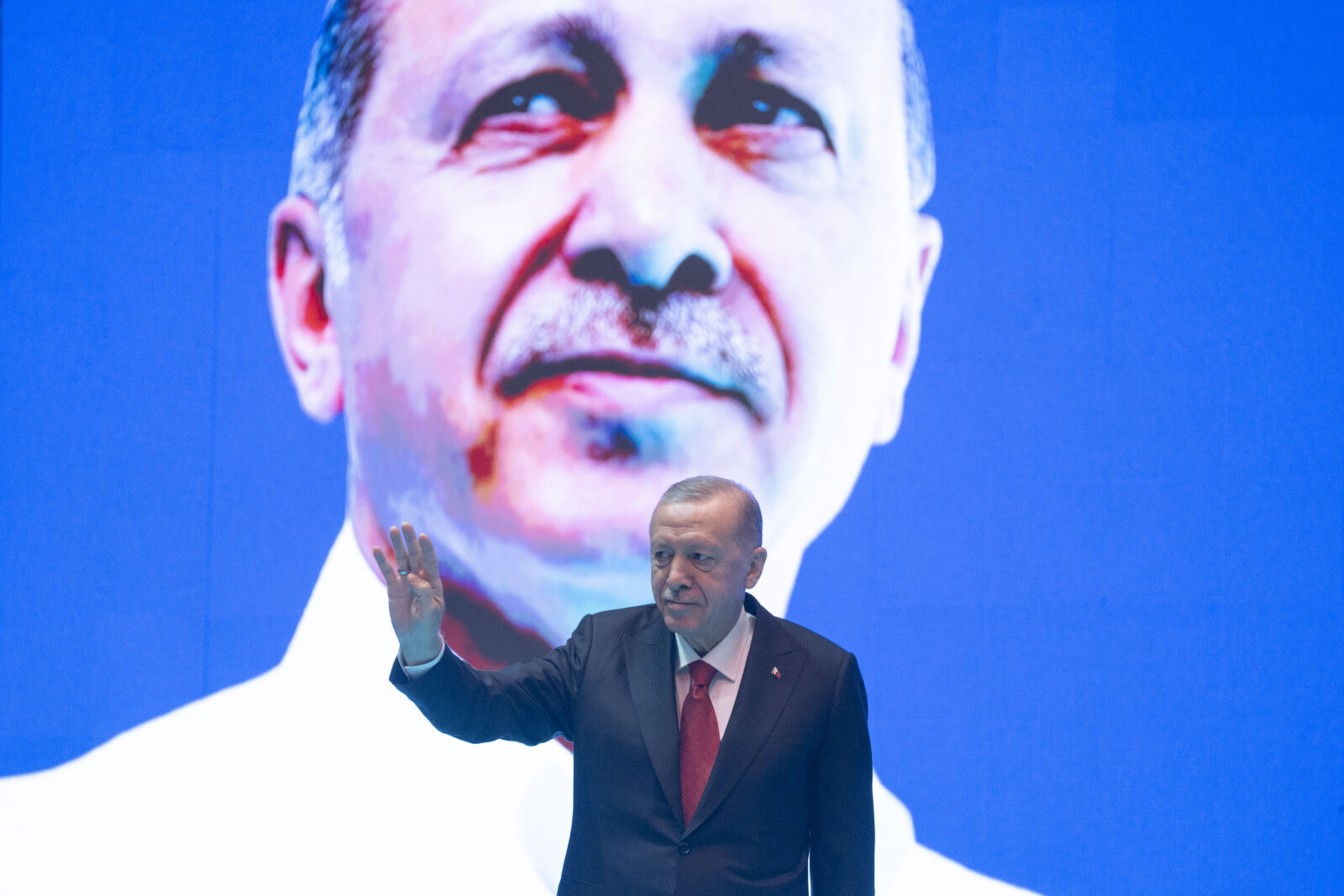 No third option for PKK, bury weapons or get buried, warns President Erdogan