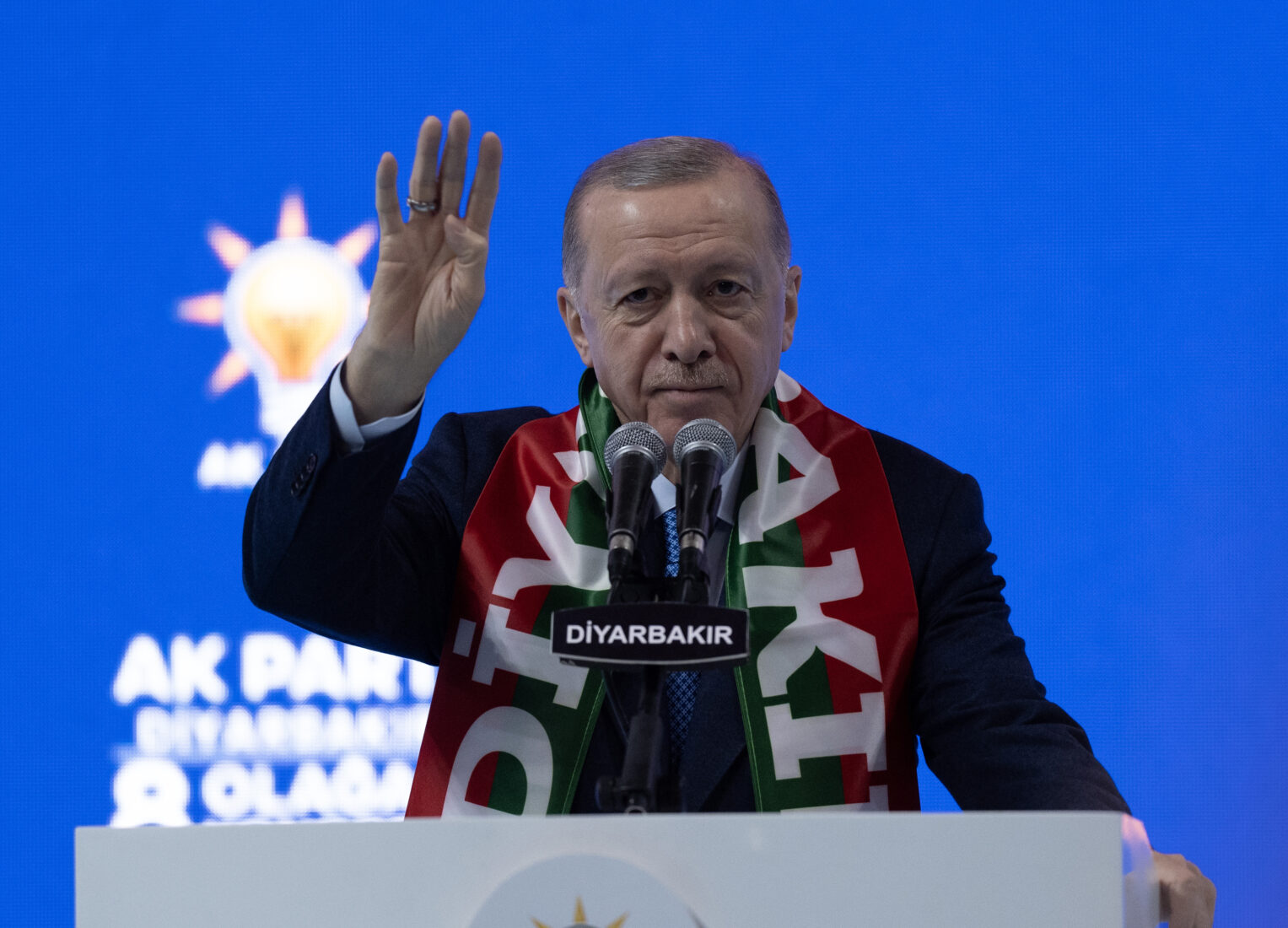 Erdogan stresses national unity, security in counterterrorism at AK Party Congress