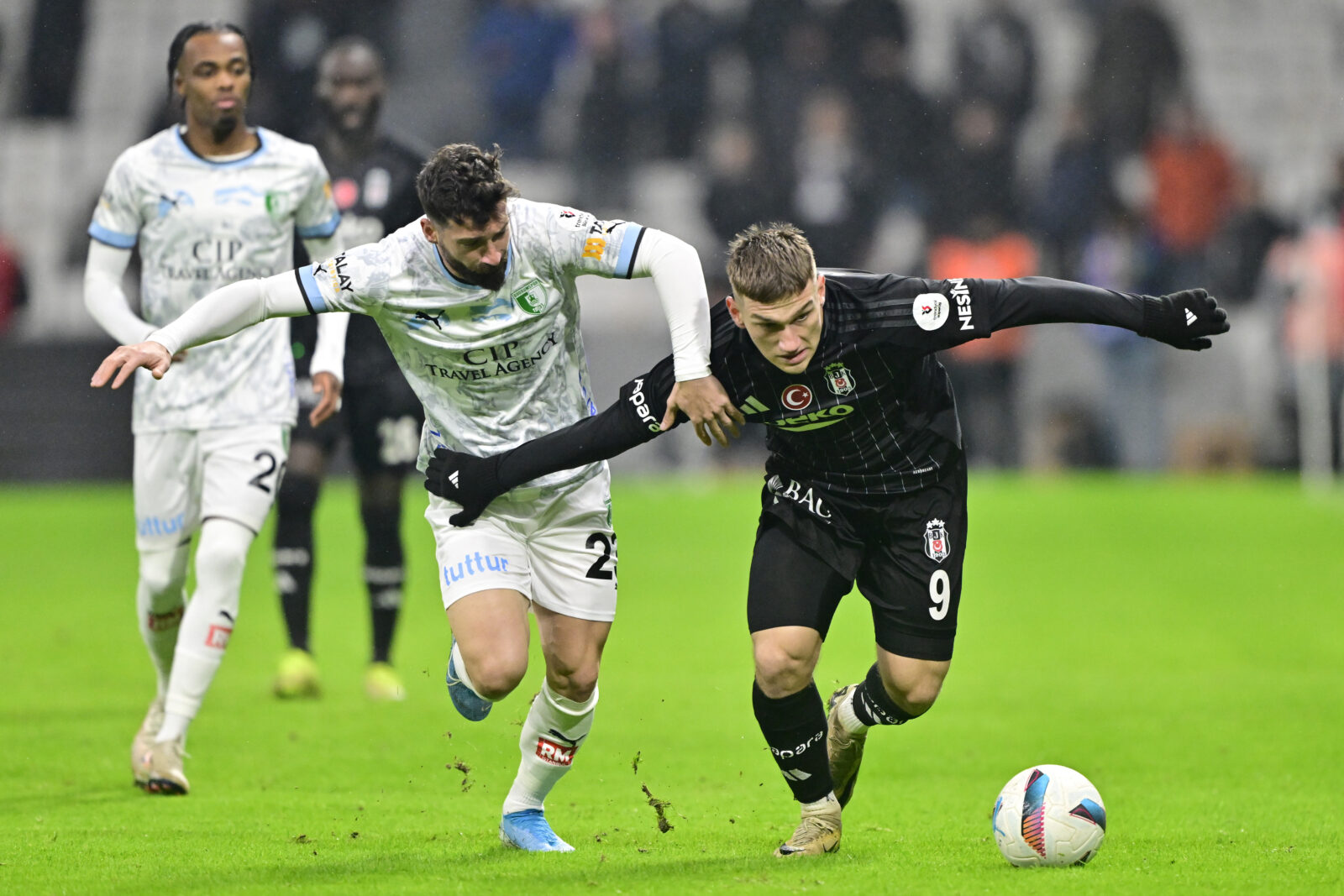 Besiktas edges past Sipay Bodrum FK in controversial 2-1 Super Lig clash