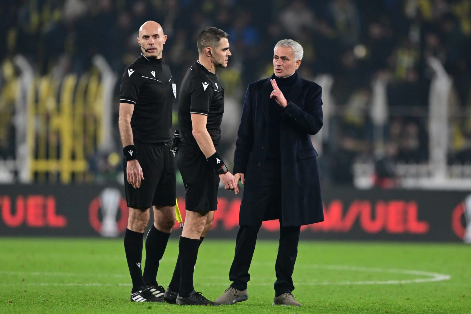 Fenerbahçe head coach José Mourinho argues with referee Simone Sozza after the UEFA Europa League match against Olympique Lyonnais at Ülker Stadium in Istanbul, Türkiye, on January 23, 2025.