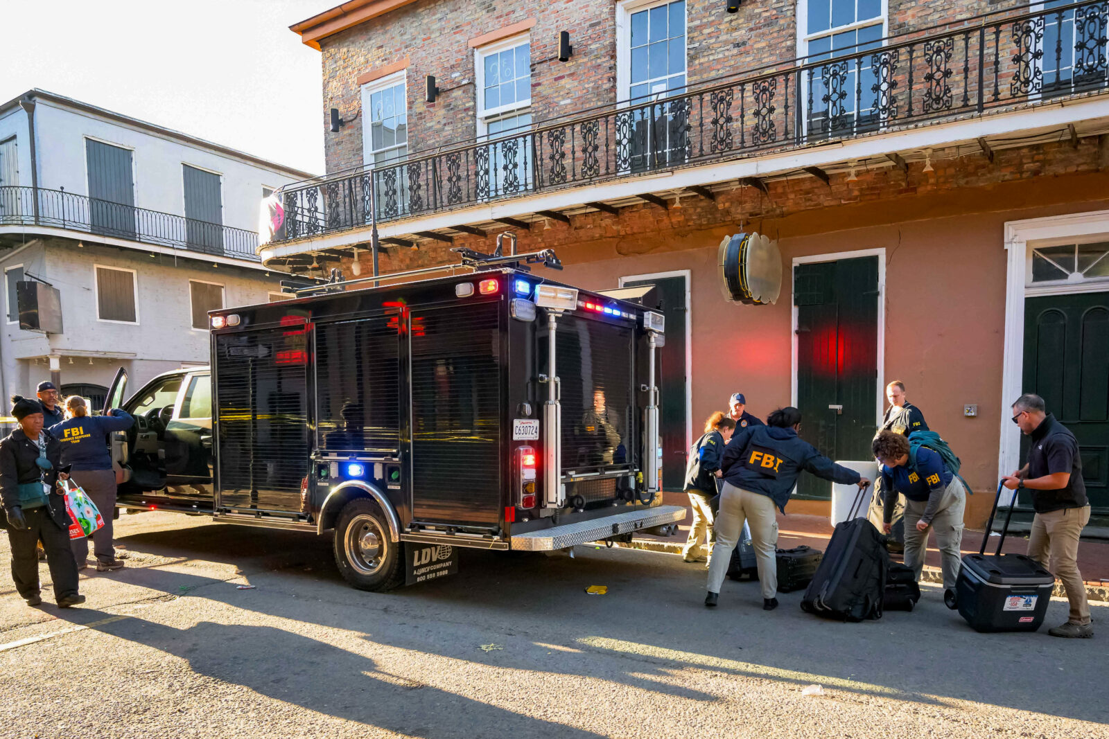 New Orleans attacker had Daesh terror group flag in vehicle, confirms FBI