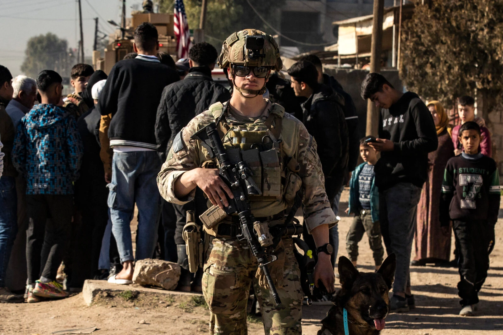 Photo shows US soldier in Syria