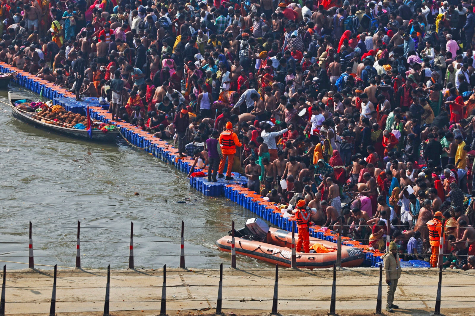 Dozens feared dead at India's Maha Kumbh Hindu festival in Uttar Pradesh