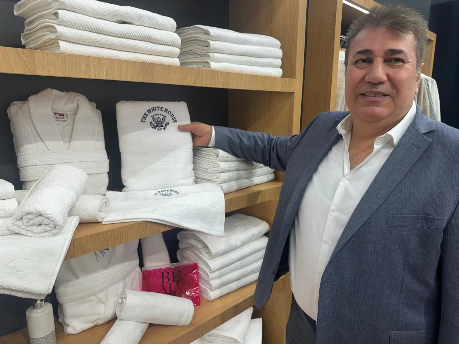 Trump’s White House towels produced in Türkiye's Denizli