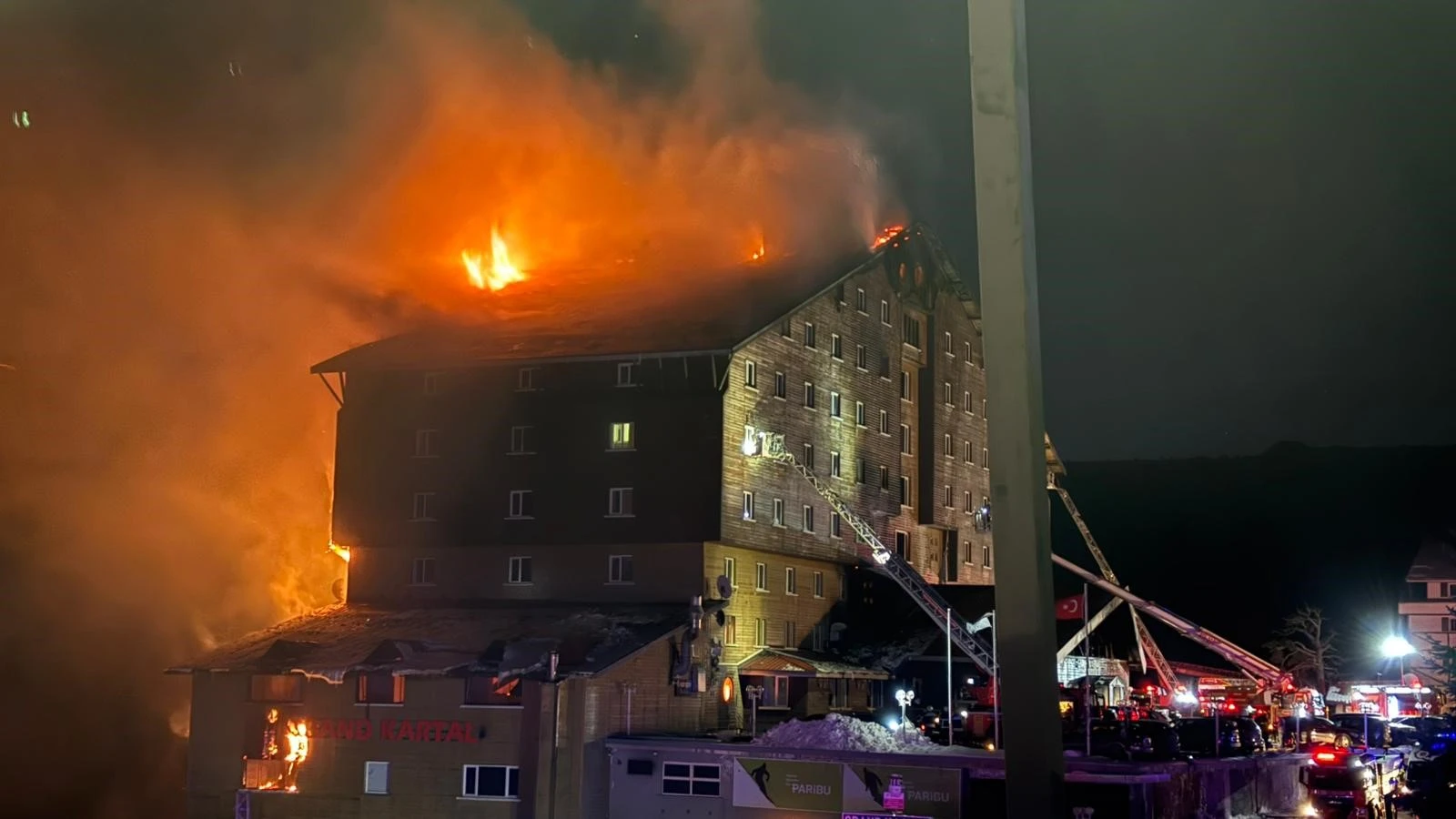 Foreign tourists feared dead in ski resort fire in Bolu, Türkiye