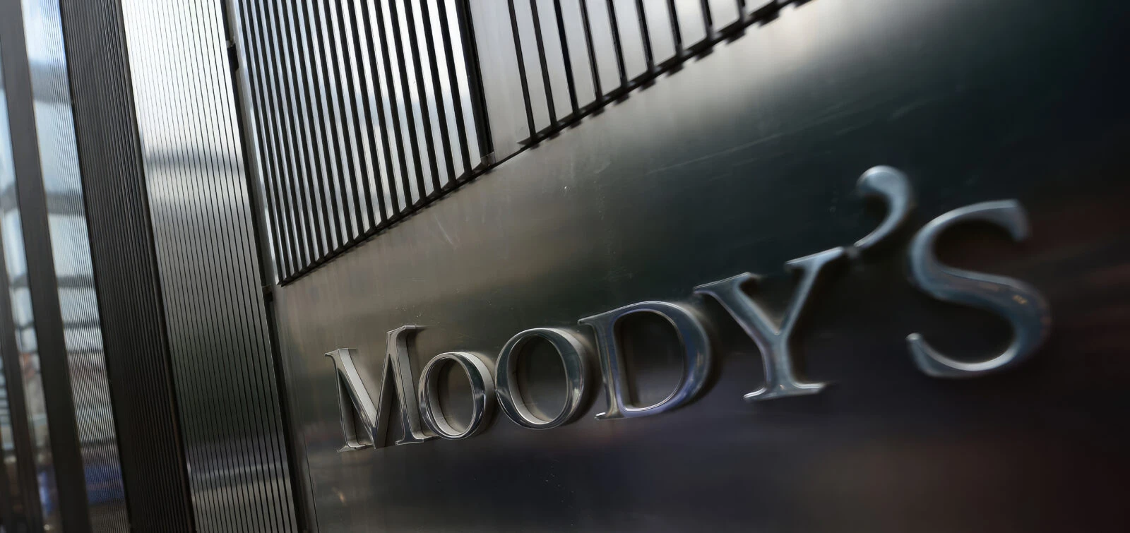 File photo shows a Moody's rating agency sign displayed at the company's headquarters in New York, U.S., on Sept. 18, 2012. (AFP Photo)