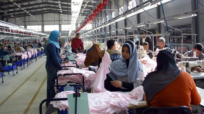 Türkiye’s garment imports surge in 2024 amid concerns over 'fixed' currency