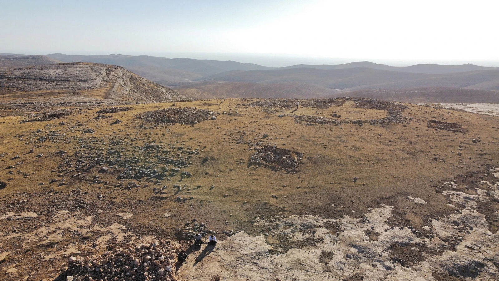 Archaeological excavations continue at Harbetsuvan Tepesi in Sanliurfa, Türkiye, revealing ancient structures. (Photo via Stone Mounds Project)