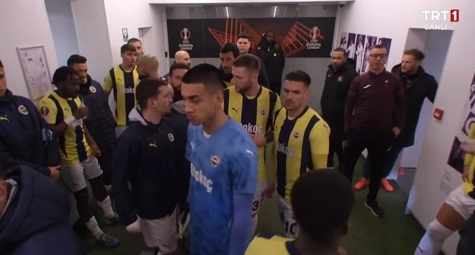 Photo shows Fenerbahce and Anderlecht players in the changing room.