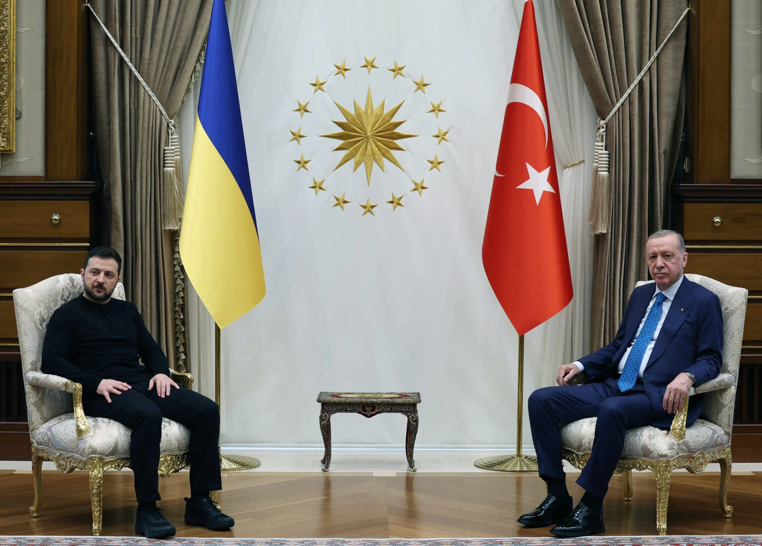 President Erdogan meets with Ukrainian counterpart Volodymyr Zelenskyy in Ankara