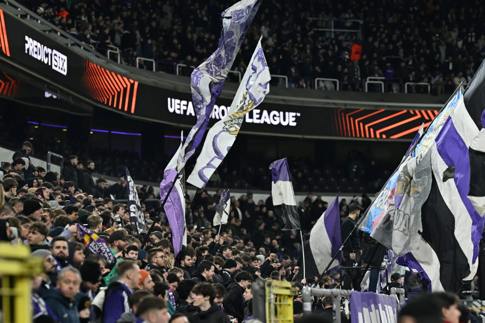 Photo shows fans of Anderlecht 