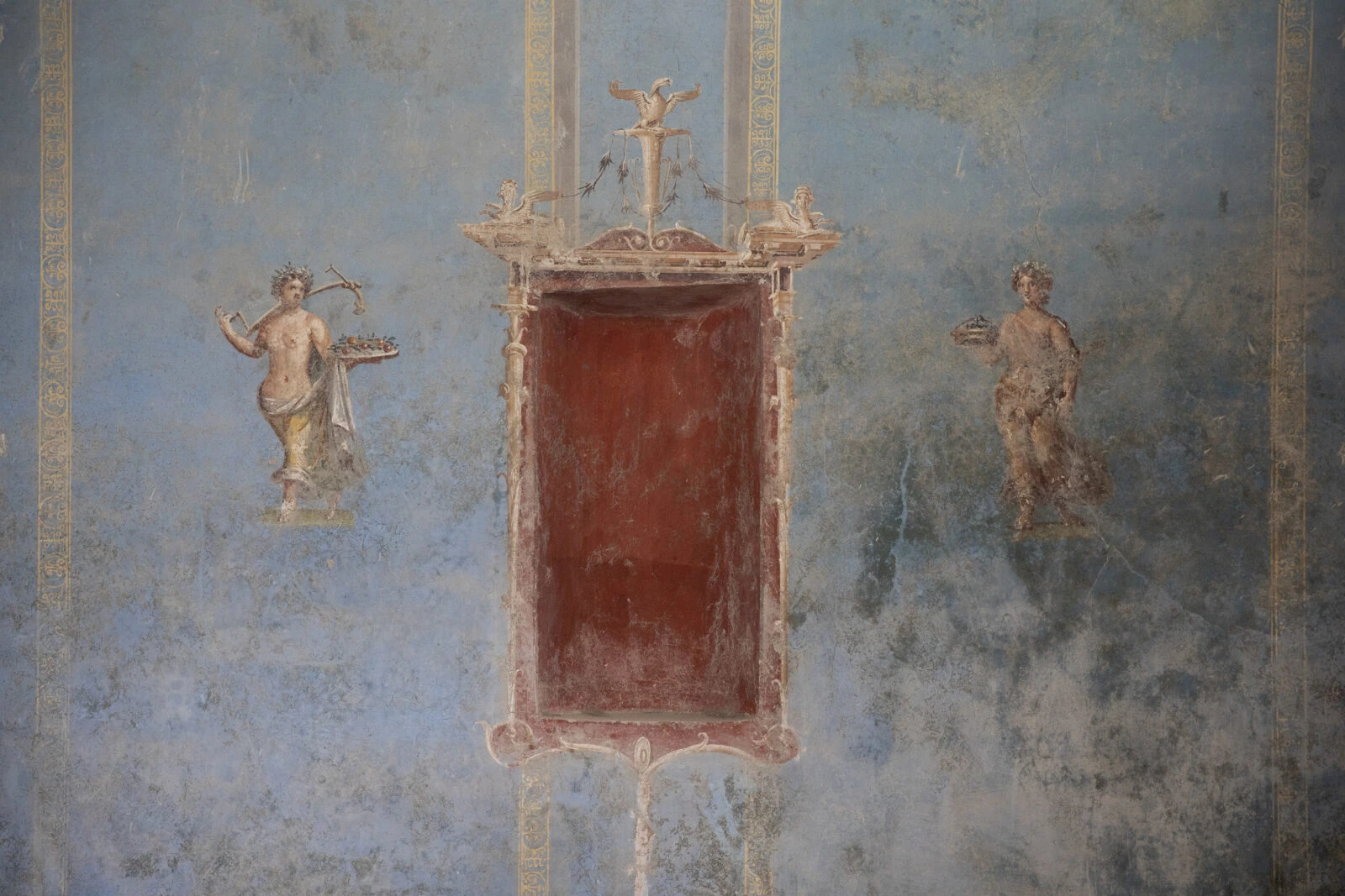 Presentation of the large Dionysian-themed fresco in Pompeii