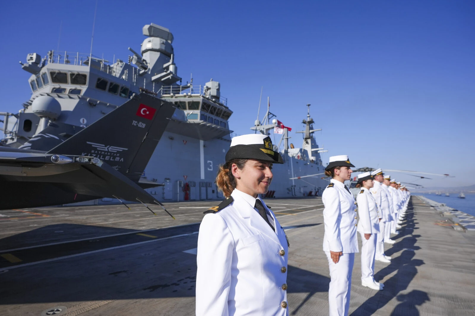 Türkiye's new indigenous aircraft carrier project featured in China's PLA Daily