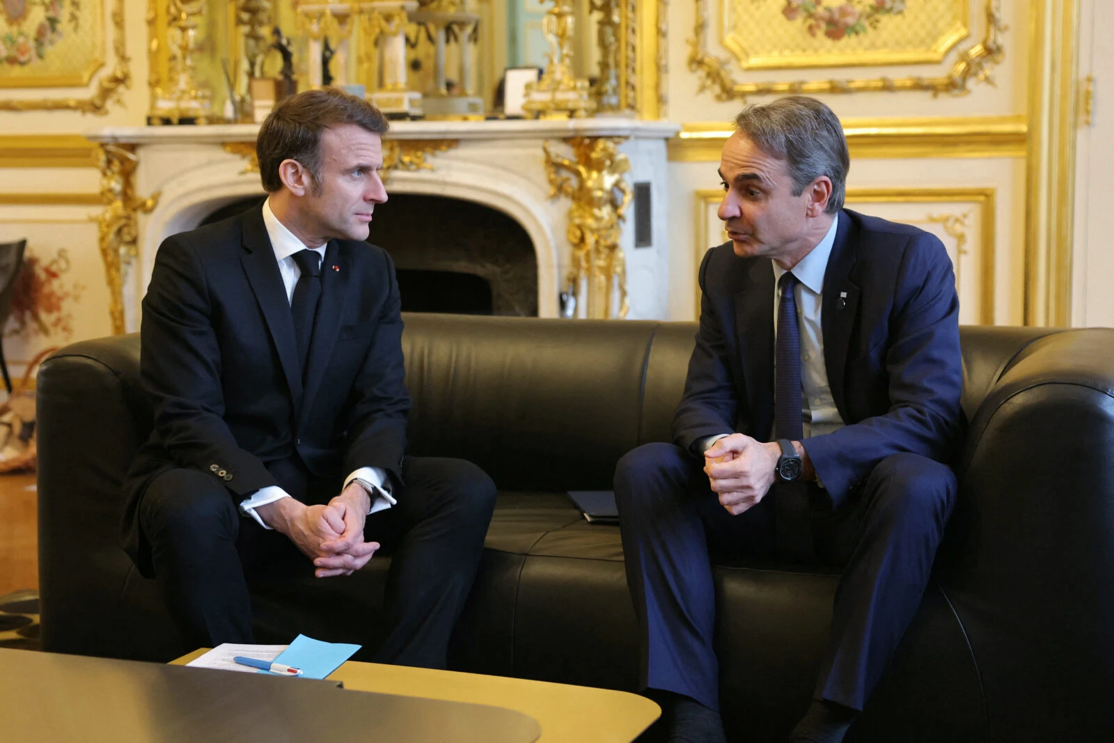 French President Emmanuel Macron and Greece's Prime Minister Kyriakos Mitsotakis