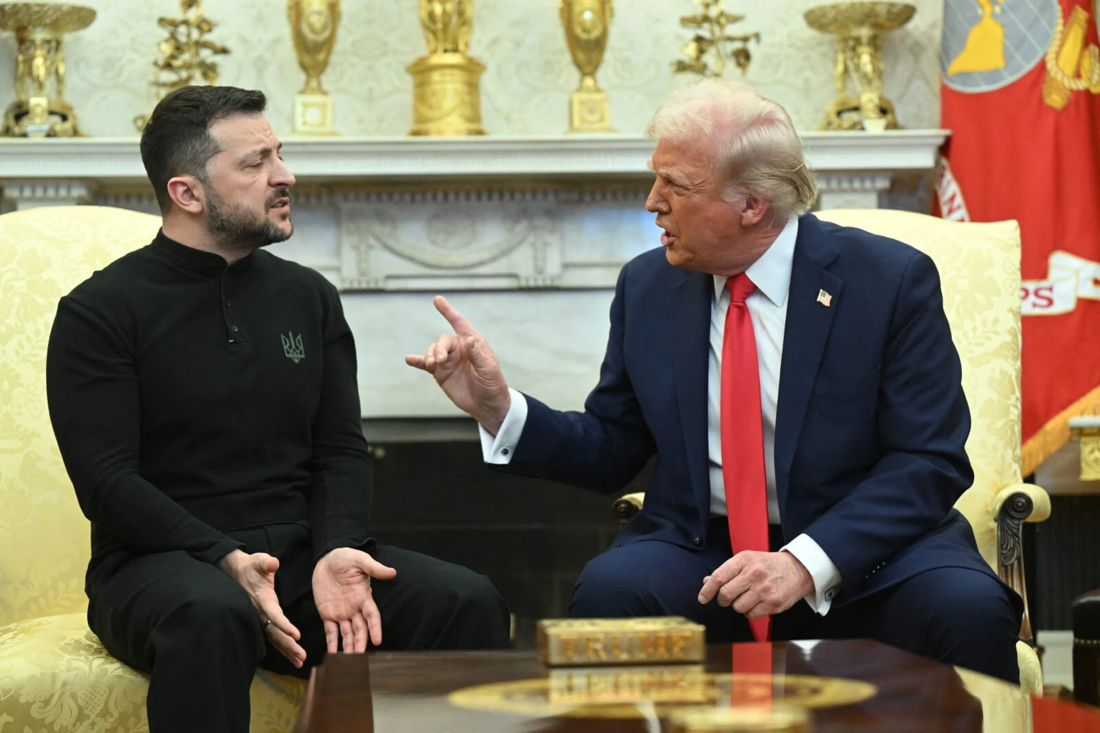 Photo shows U.S. President Donald Trump and Ukraine's President Volodymyr Zelenskyy.