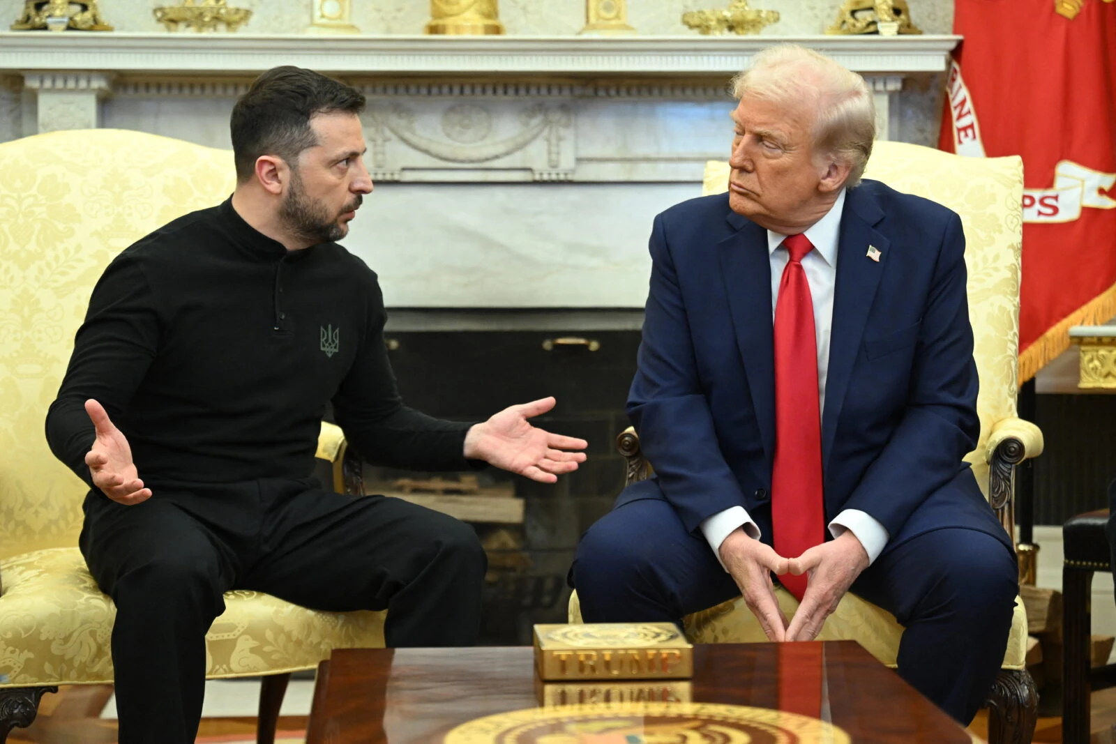 Photo shows U.S. President Donald Trump and Ukraine's President Volodymyr Zelenskyy.