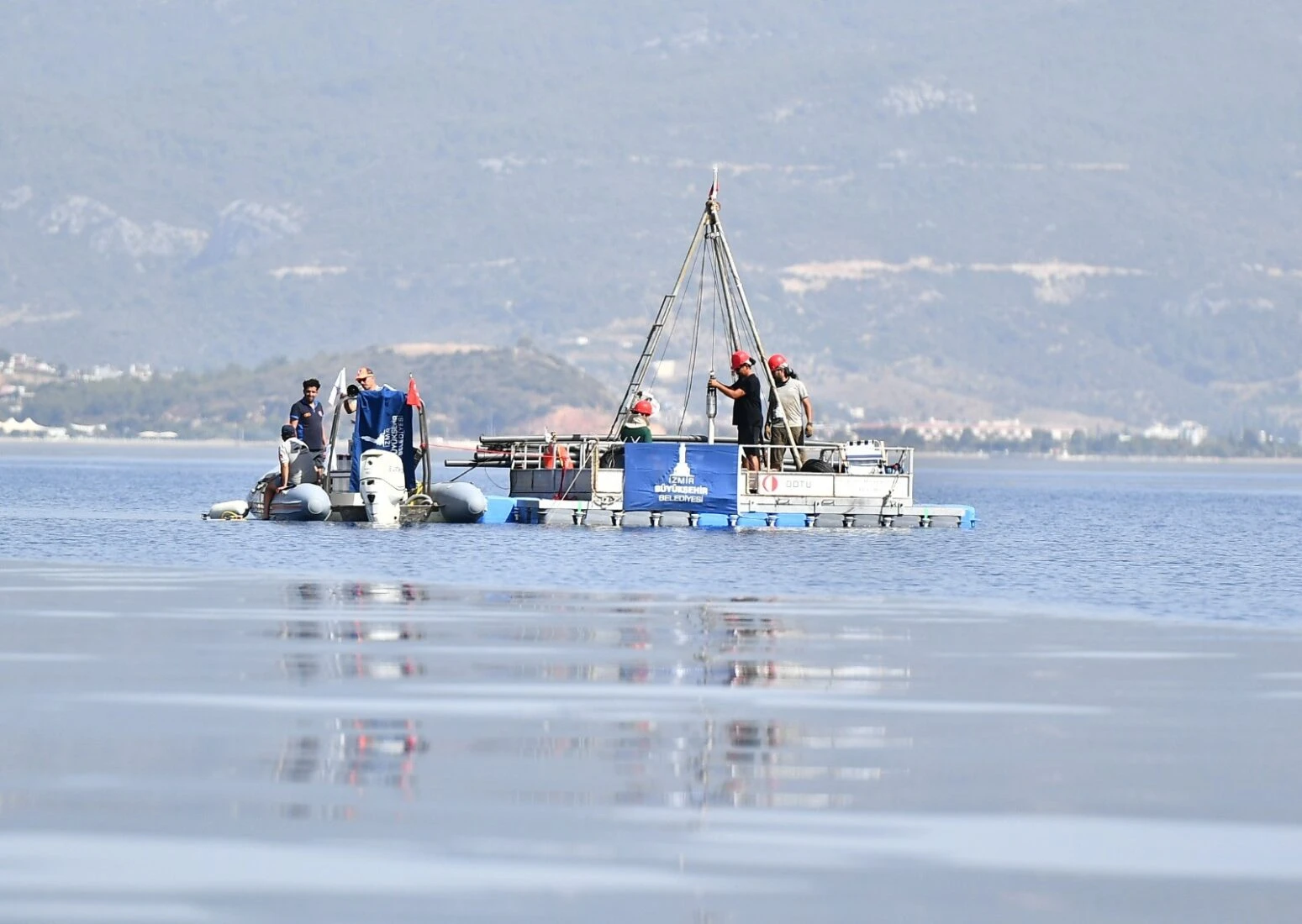 Izmir officials and researchers conduct a tsunami hazard assessment, mapping evacuation routes and risk zones along the Aegean coast.