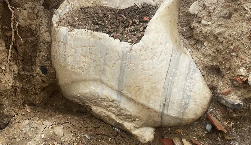 A fragment of an Archaic Kouros statue, a young male figure, discovered in Kuşadası, Aydın, eroded by the waves on February 13, 2025.