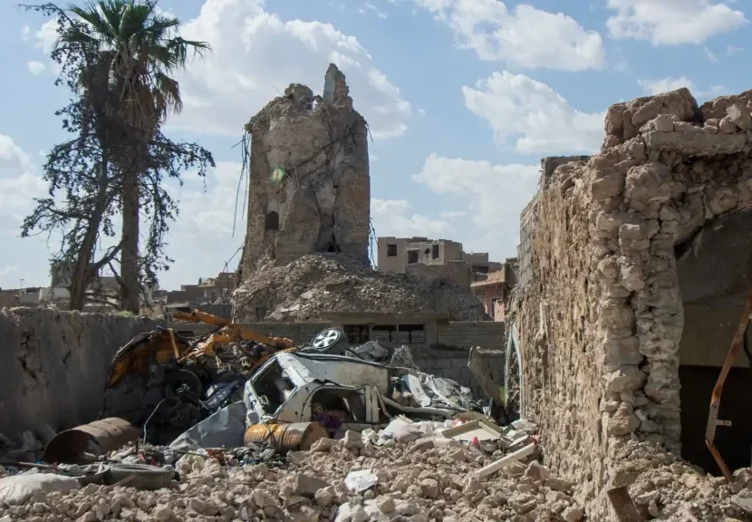 The Al-Hadba Minaret in Mosul, severely damaged by Daesh in 2017, showcasing the destruction caused by the terrorist group.