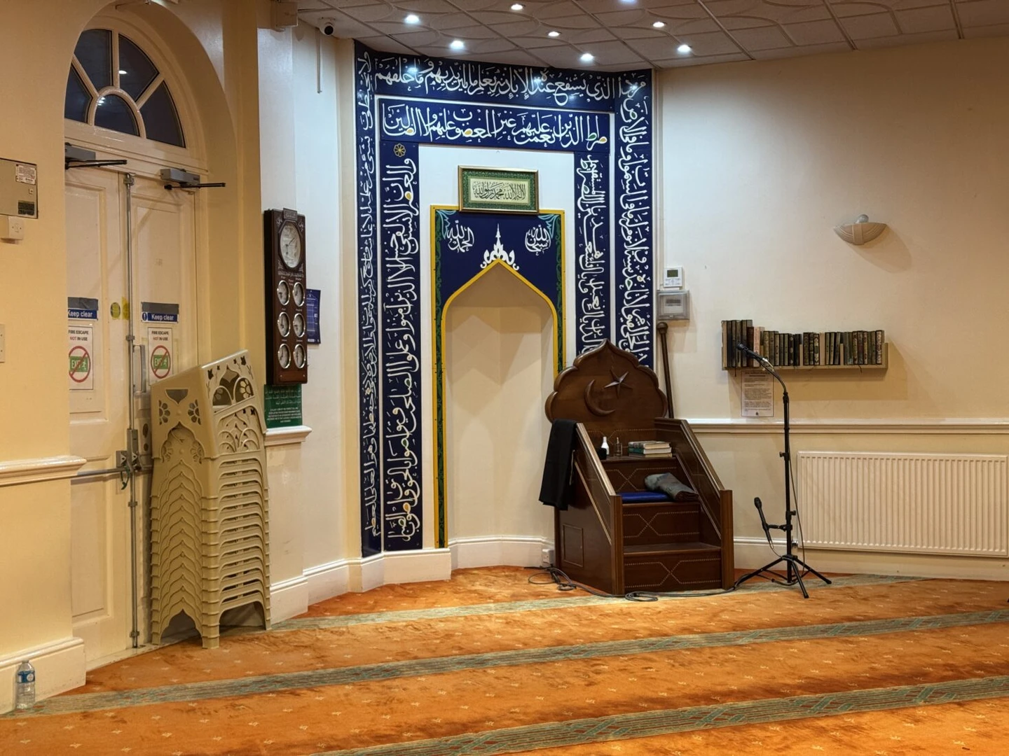 Mosques, markets, family gatherings: Spirit of Ramadan in London