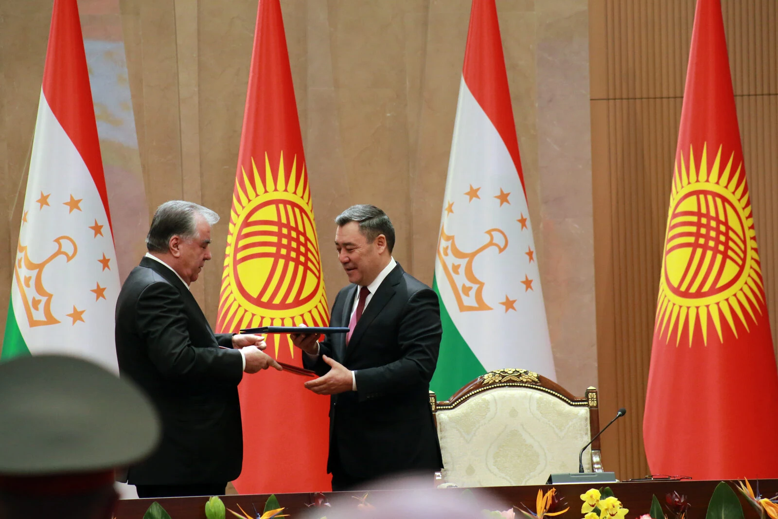 Kyrgyzstan, Tajikistan sign historic border agreement, ending decades-long dispute