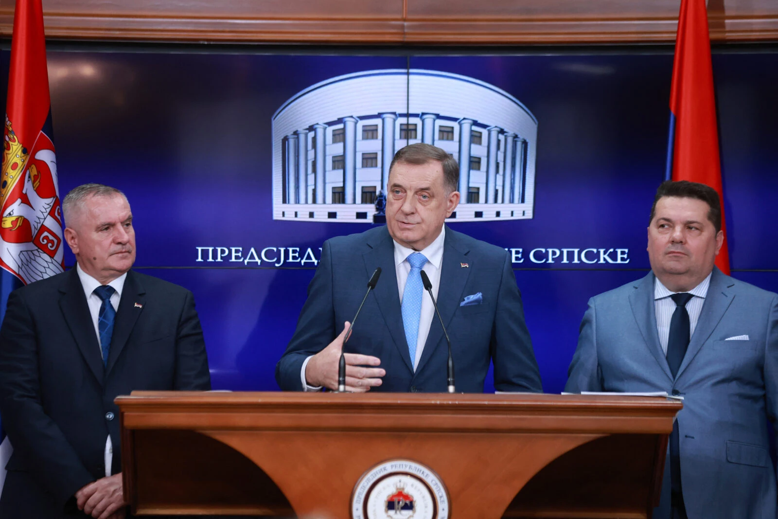 Photo shows Bosnian Serb leader and President of Republika Srpska Milorad Dodik (C) flanked by Prime Minister of Republika Srpska Radovan Viskovic (L) and Speaker of the parliament of Republika Srpska Nenad Stevanovic.