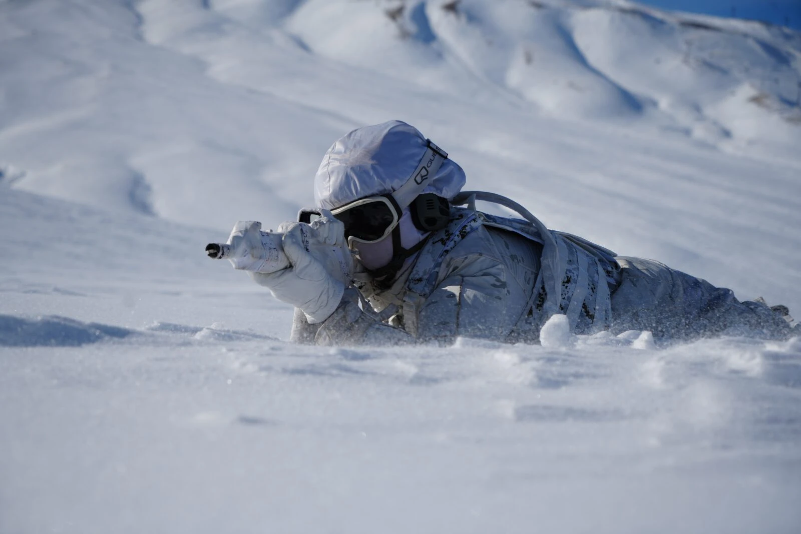 Turkish Special Forces undergo intense winter combat training