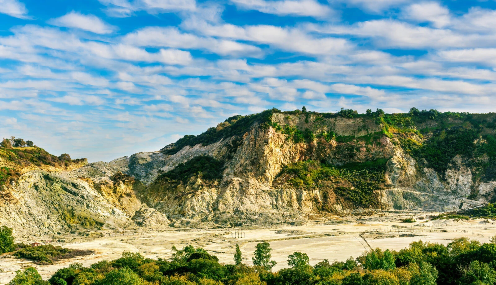 Seismic unrest at Italy's Campi Flegrei volcano raises concerns