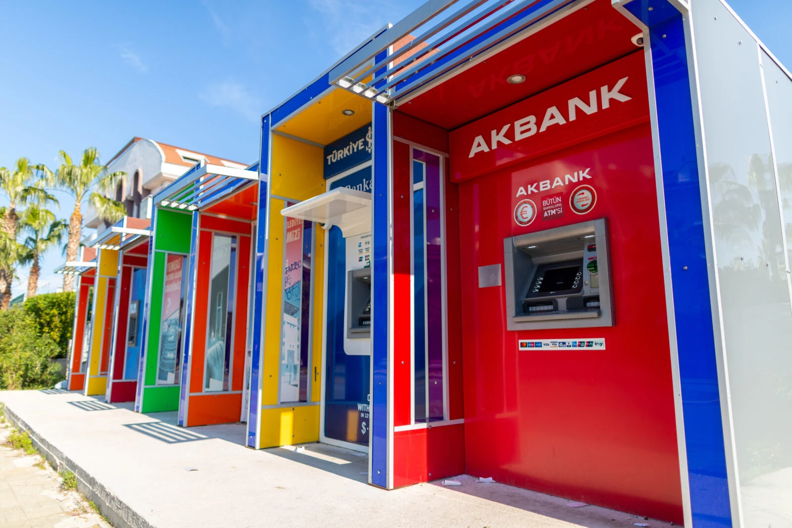 Automated teller machine