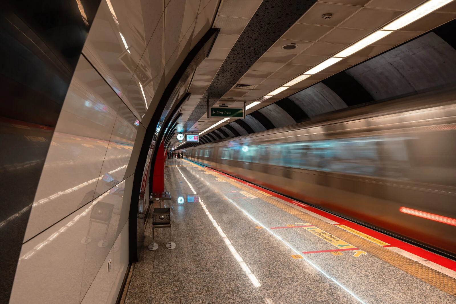 Transport Minister Uraloglu announces 4.5-kilometer metro line expansion in Istanbul