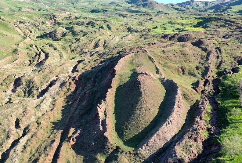 Believed to be Noah’s Ark, site in Mount Agri, Türkiye. (Photo via Noah’s Ark Scans)