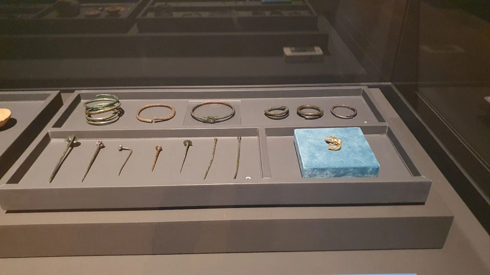 Artifacts from Corum, Bogazkoy, and Alacahoyuk museums showcased at the "Hittites" exhibition in South Korea.